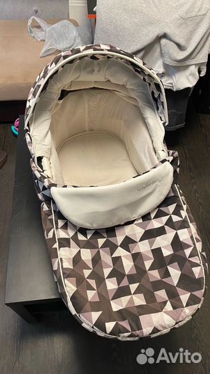 Детская коляска 3в 1