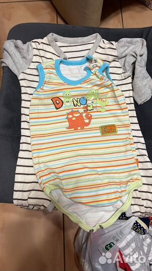 Отдам даром детские вещи