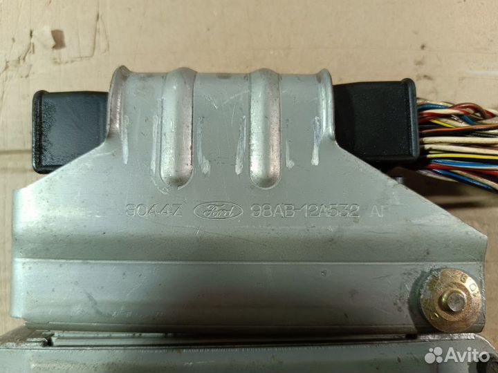 Блок управления двигателем Ford Focus