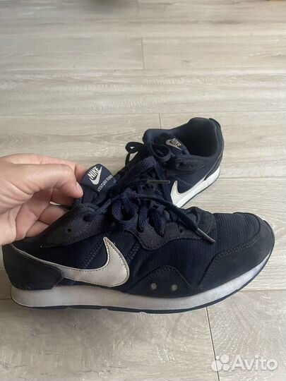 Nike md runner