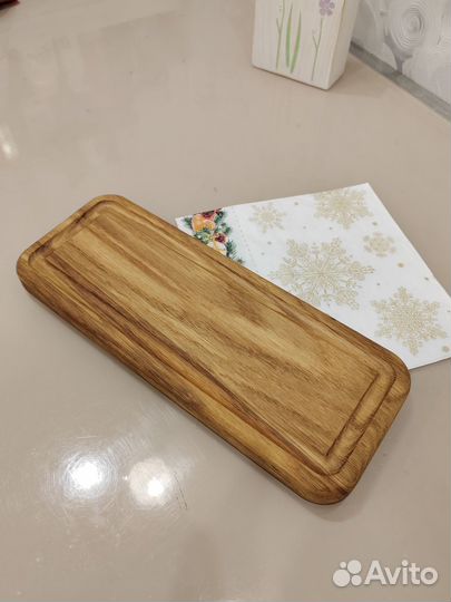 Небольшая сервировочная доска из массива дуба