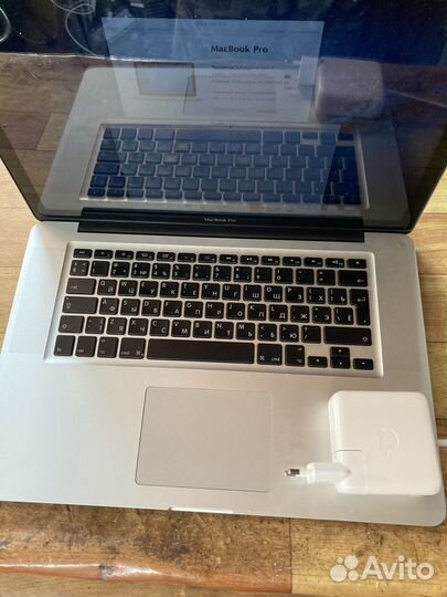 Apple macbook pro 15 2010