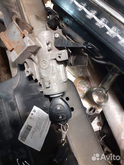 Замок Зажигания Toyota Corolla 150