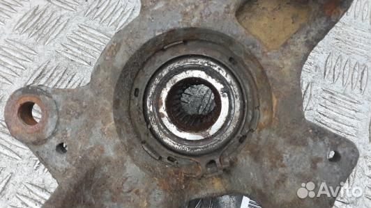 Ступица передняя левая renault clio 3 (2BL08K901)