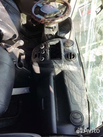 В разборе ваз лада Гранта с кондиционером