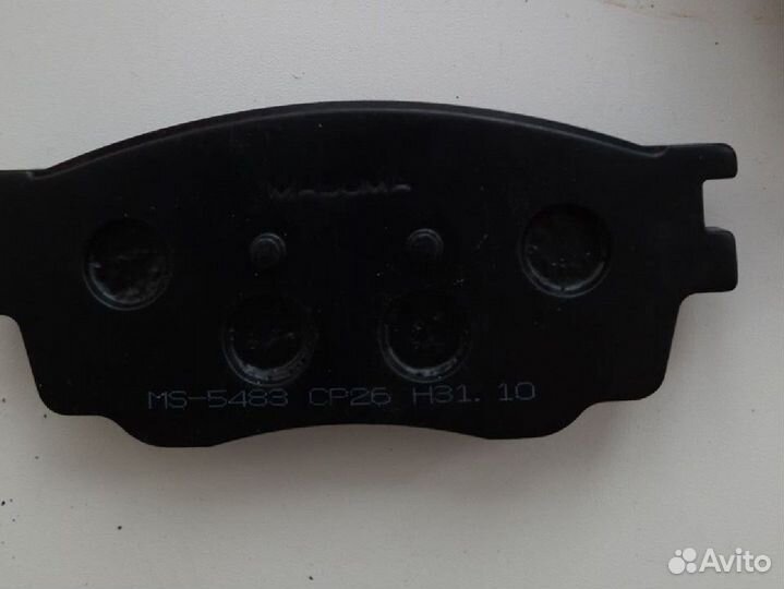 Тормозные колодки передние на mazda 6