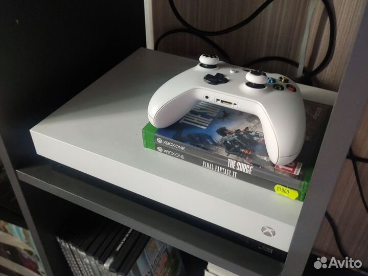Xbox One s 1tb с играми