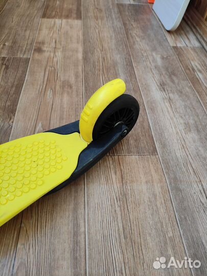 Самокат детский трехколесный Oxelo (Декатлон)