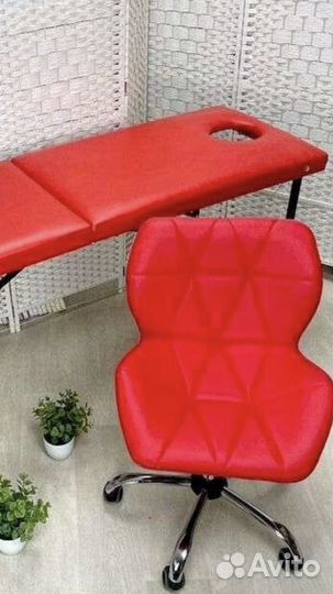 Массажный стол