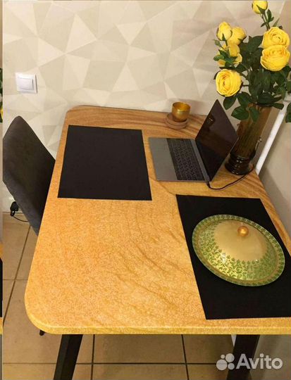 Компьютерный стол 'Lazy Focus'