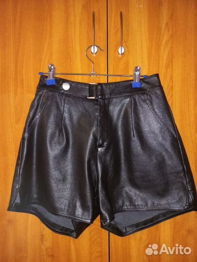 Шорты женские кожаные 38 размер