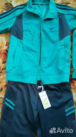 Спортивный костюм