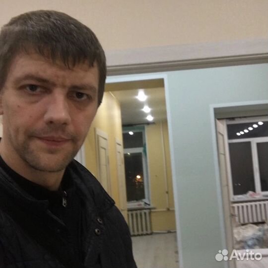 Услуги электрика, Электрик