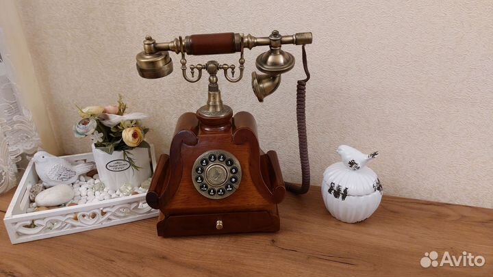 Телефон ретро рабочий дерево