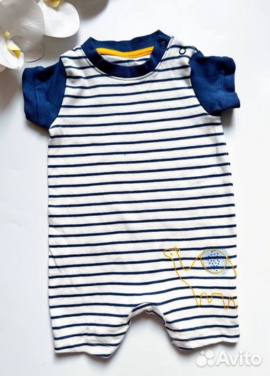 Новые комбинезоны песочники 62-68 см