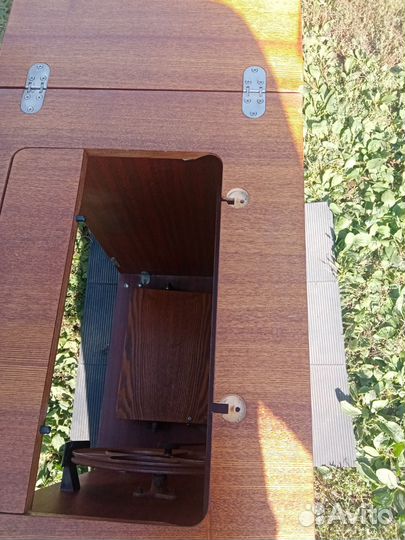 Станина от швейной машинки зингер