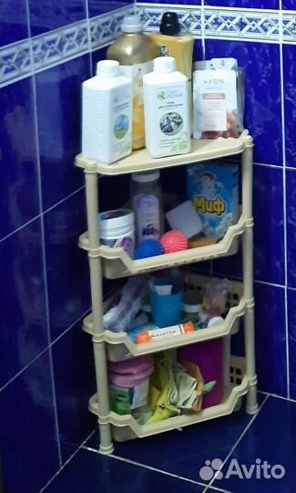 Угловая полка для ванной