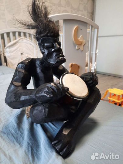 Статуэтки из дерева 30 см