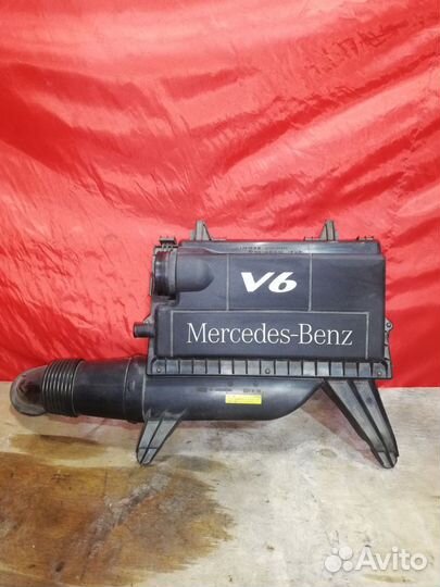 Корпус воздушного фильтра Mercedes Benz Viano W639