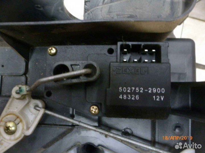 Моторчик заслонки отопителя Mitsubishi Lancer 9