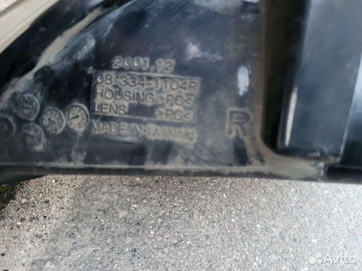 Фары передние на Dodge Stratus