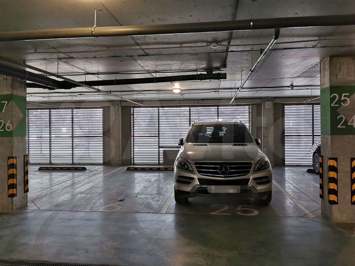 Машиноместо, 14 м²