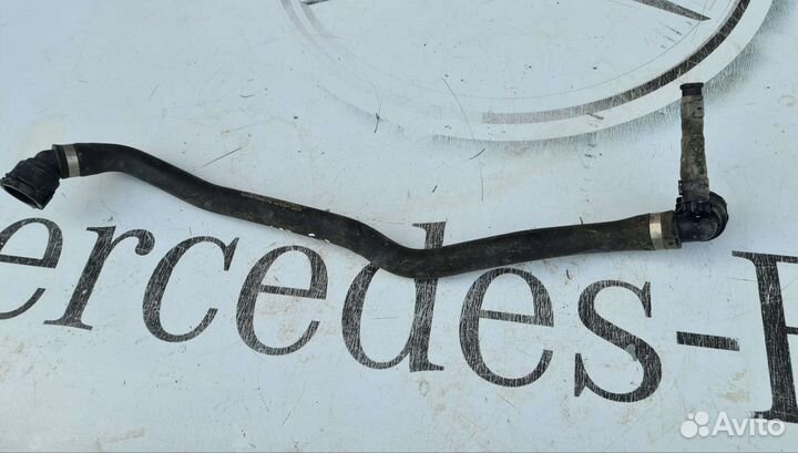 Патрубок радиатора Mercedes W213 M264