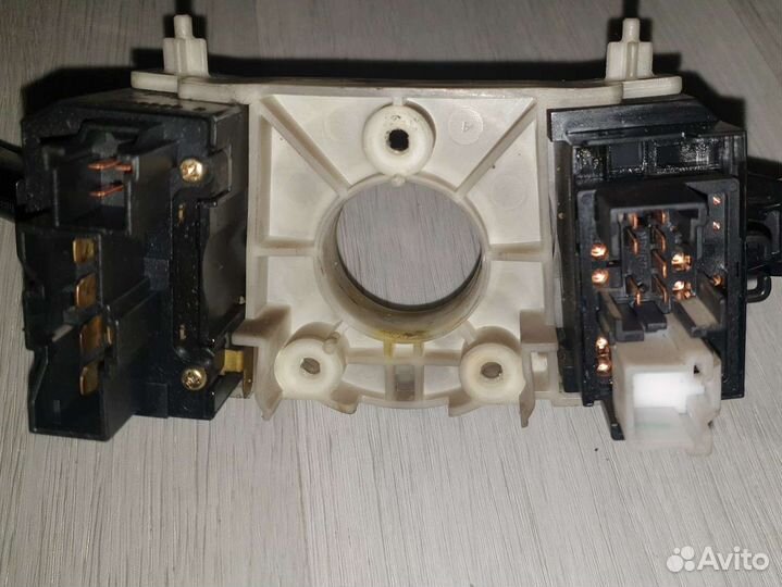 Блок подрулевой Honda