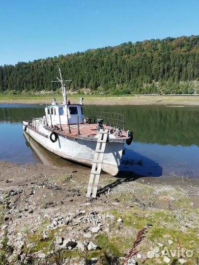 Теплоход Т63