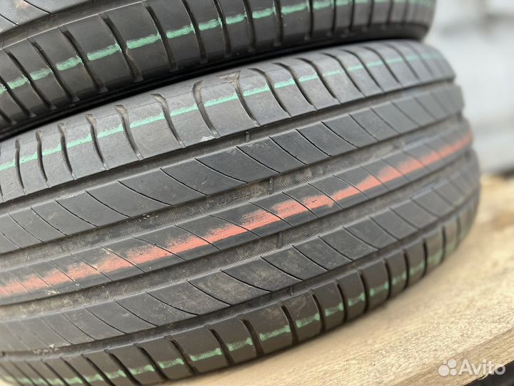Michelin Primacy 4 215/55 R17