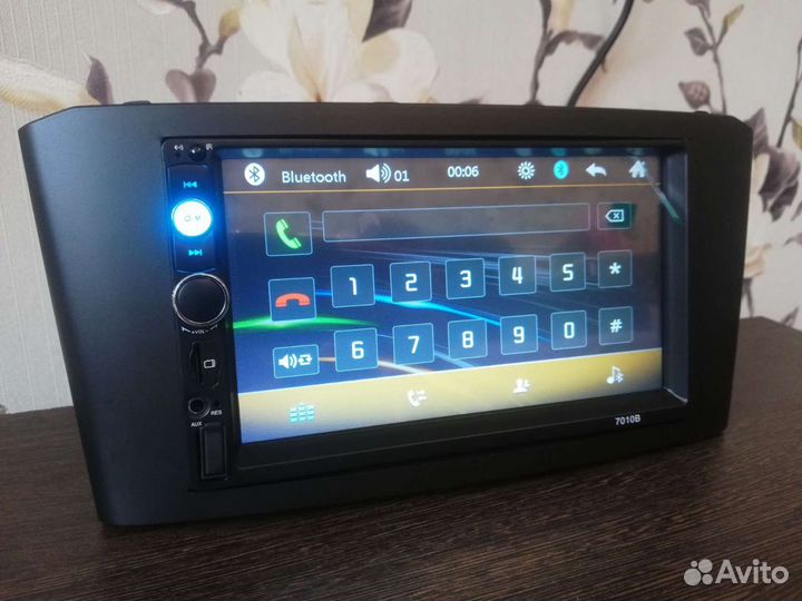 Магнитола с Bluetooth Toyota Avensis 2003-2008