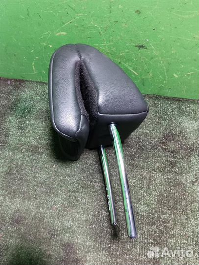 Подголовник Citroen C5 2009