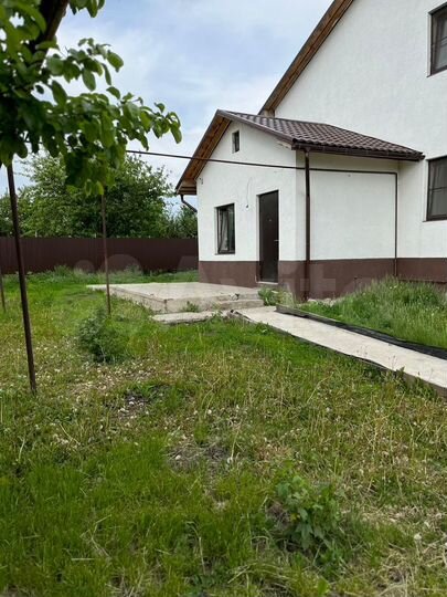 Коттедж 200 м² на участке 15 сот.