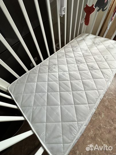 Кроватка детская