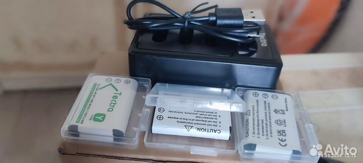 Зарядка с литио ионными акаммуляторы