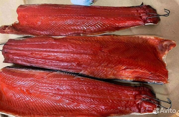 Форель рыба холодного копчения спинка в наличии
