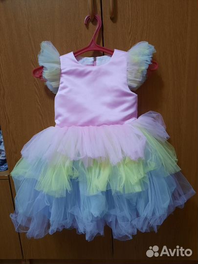 Нарядное платье для девочки