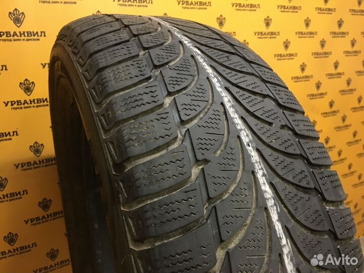 Bridgestone Blizzak LM-80 Evo 235/65 R17 104H