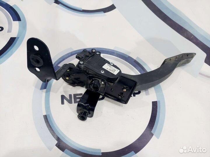 Педаль газа Lifan X60