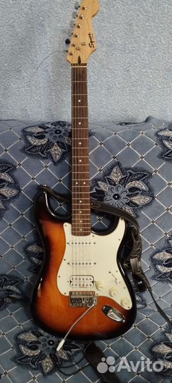 Электро гитара fender squier bullet strat