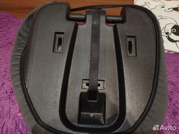 Автокресло бустер