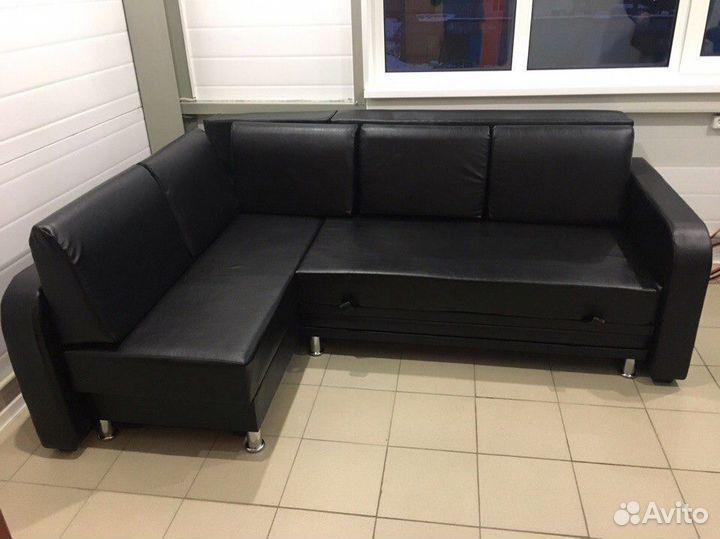 Угловой диван