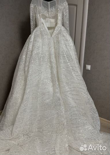 Свадебное платье новое 46-50