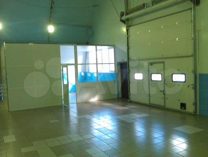 Складское помещение, 250 м²