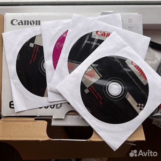 Коробка от фотоаппарата canon 500D с аксессуарами