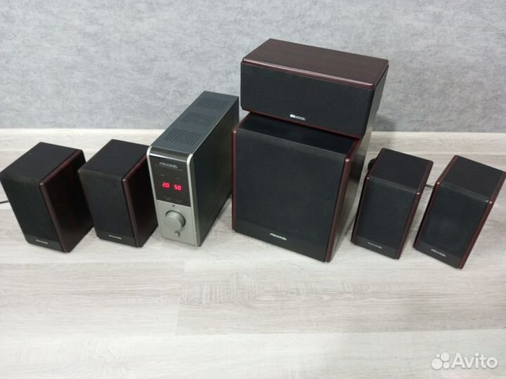 Активные колонки 5.1 Microlab FC730 (84Вт)