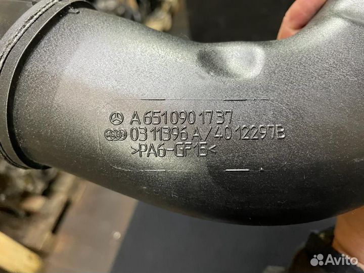 Патрубок на Мерседес w246 w117 w176