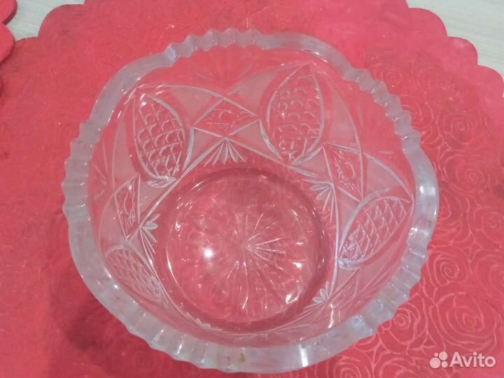 Хрустальная салатница