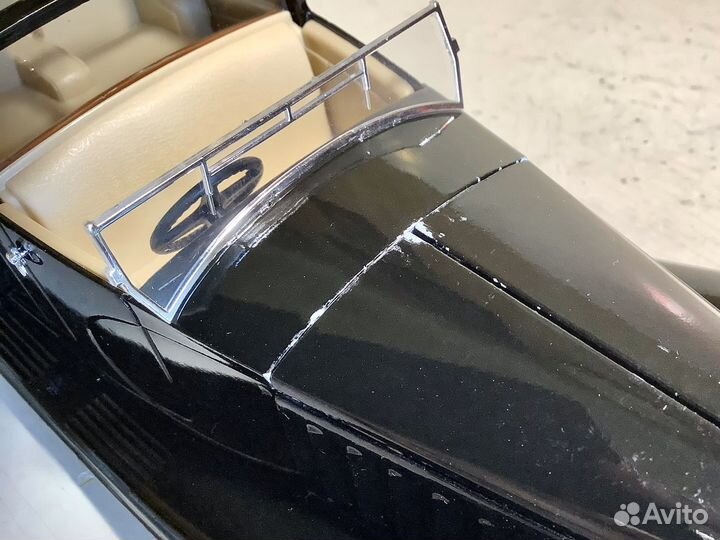 Bugatti Royal, Ford Roadster/ “Tank”. Solido,1/18