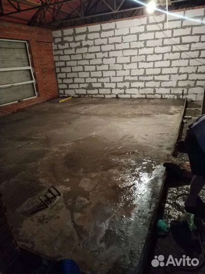 Стяжка пола, бетонные работы